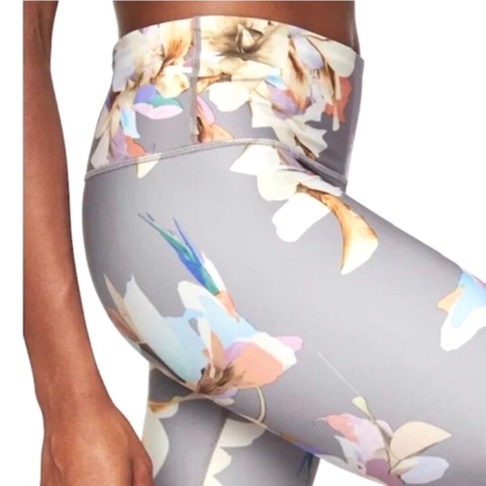 ATHLETA ELATION PARADISE 3/4 TIGHT LEGGIN (834)